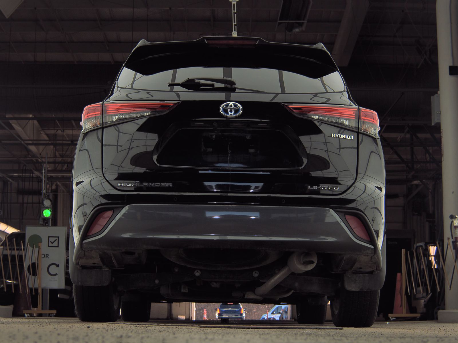 2022 Toyota Highlander Hybrid Limited AWD