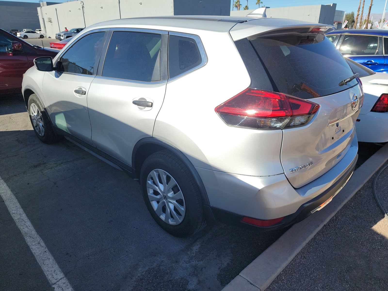 2018 Nissan Rogue S FWD