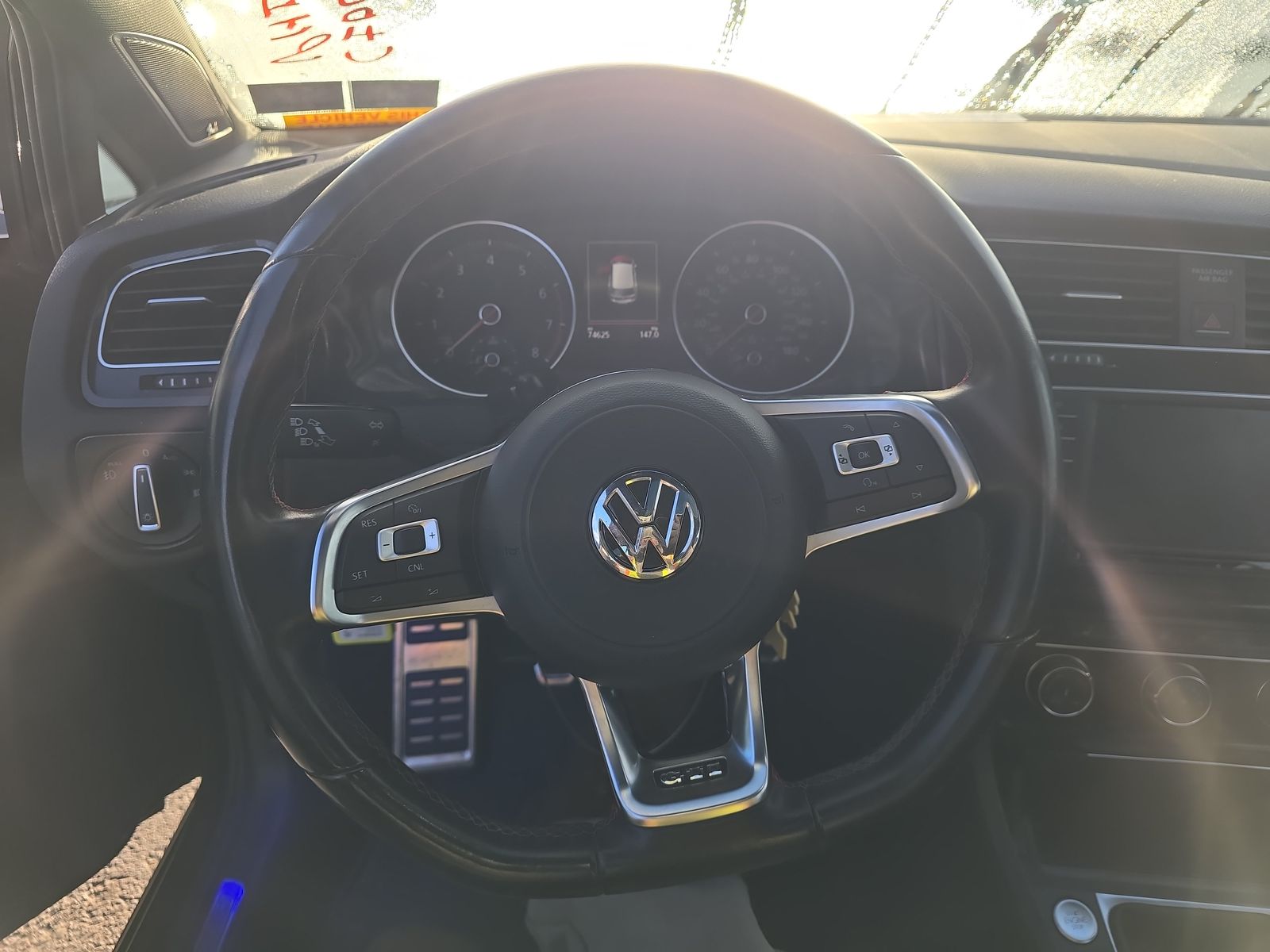 2017 Volkswagen Golf GTI 2.0T SE FWD