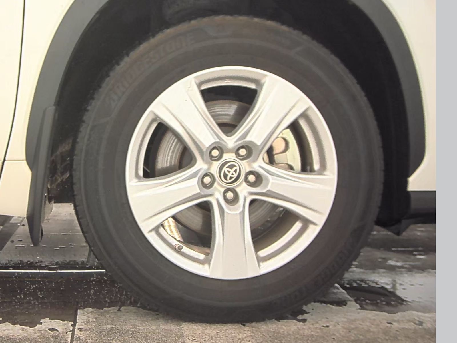 2021 Toyota Highlander Hybrid LE AWD