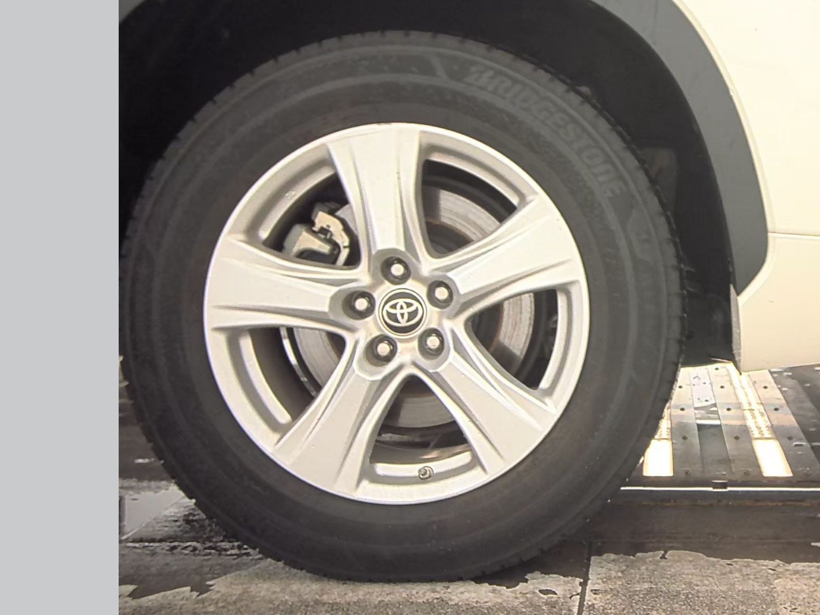 2021 Toyota Highlander Hybrid LE AWD