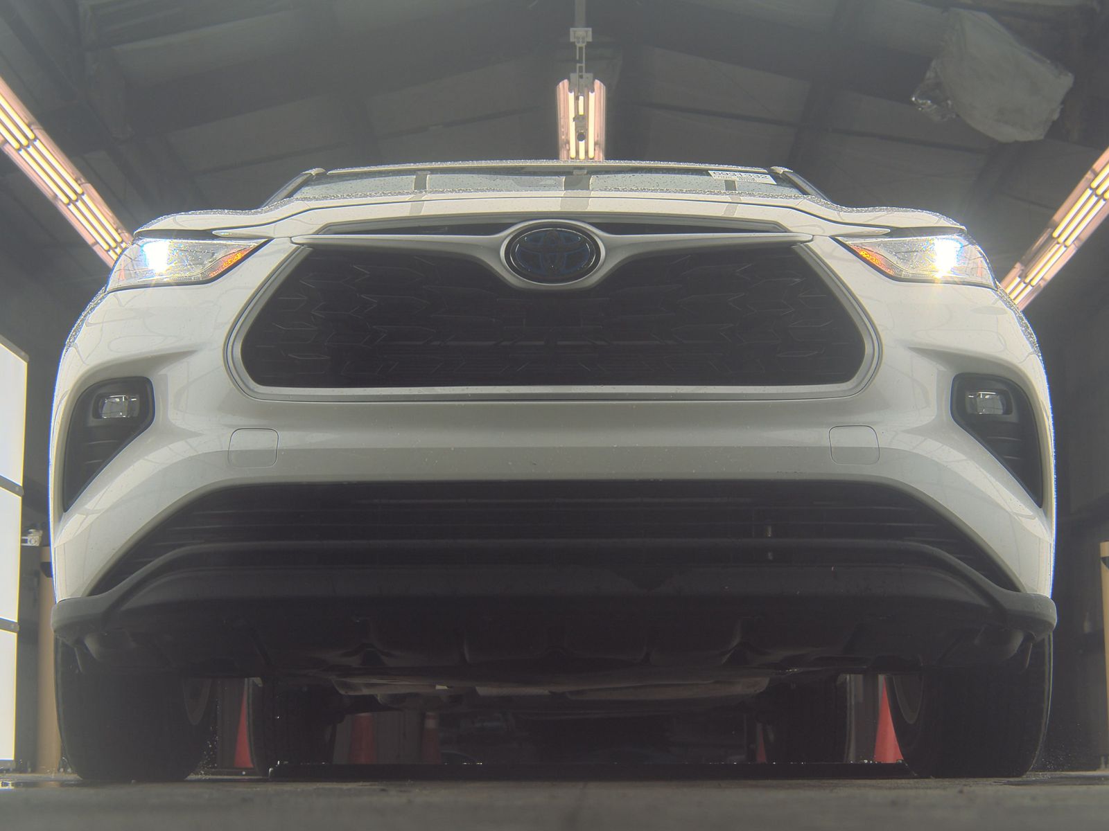 2021 Toyota Highlander Hybrid LE AWD