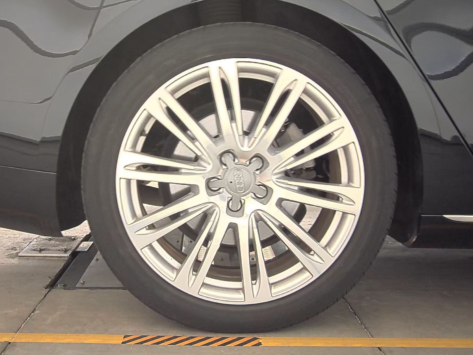 2013 Audi A8 L 3.0T AWD