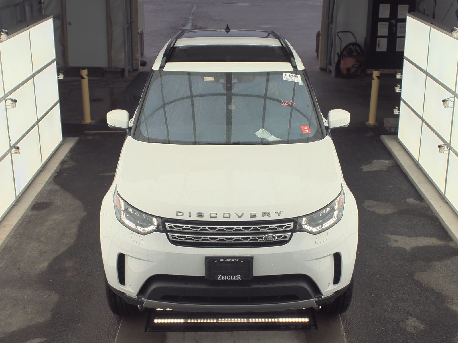 2017 Land Rover Discovery HSE AWD