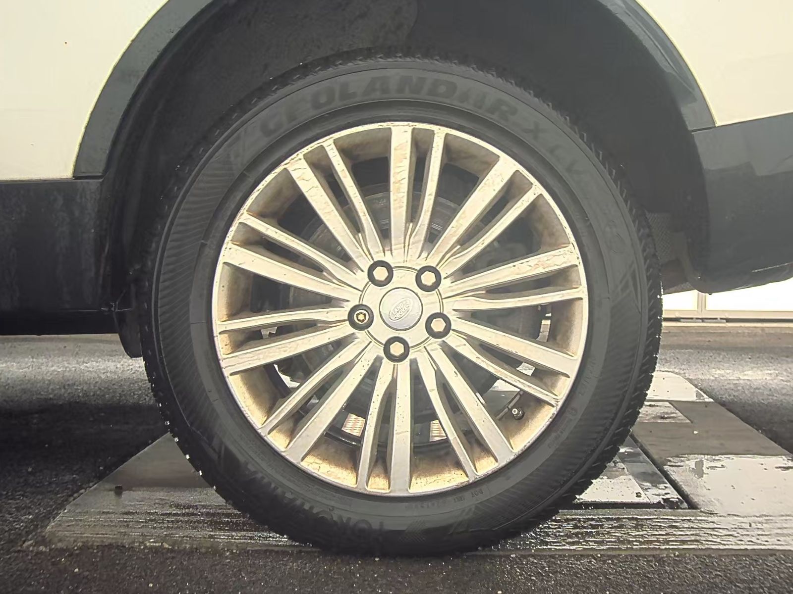 2017 Land Rover Discovery HSE AWD