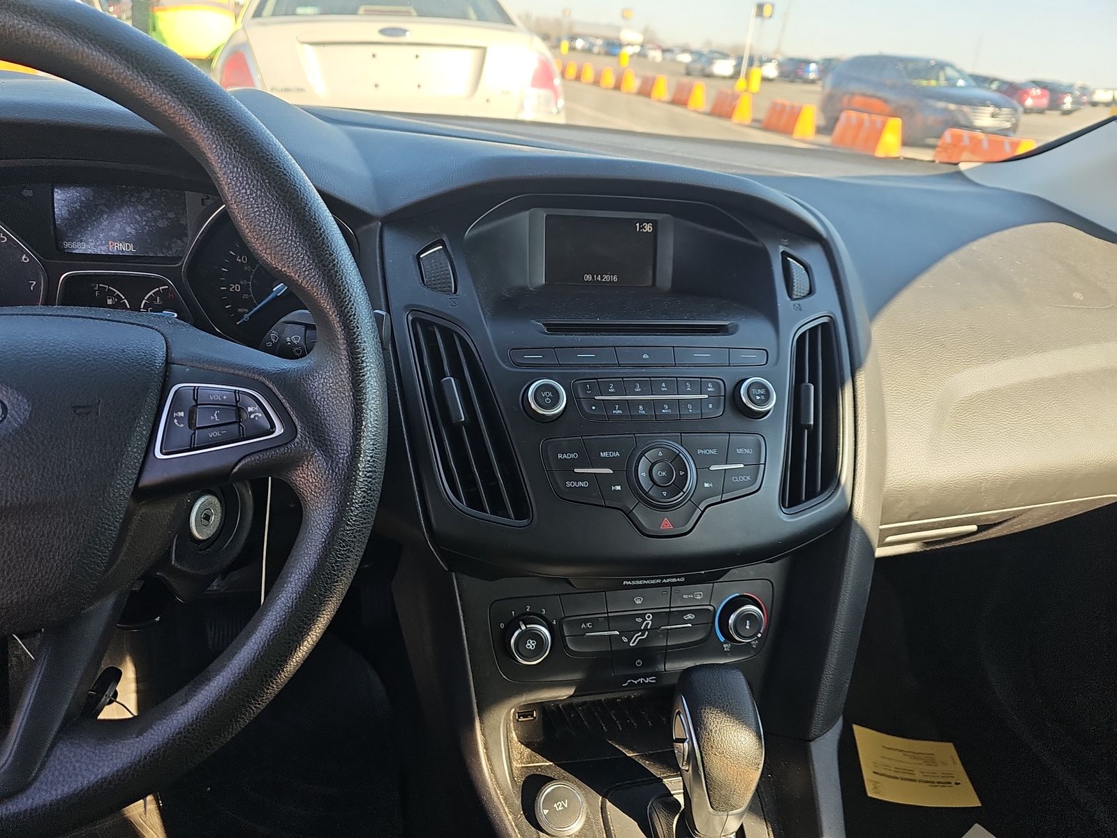 2015 Ford Focus S FWD
