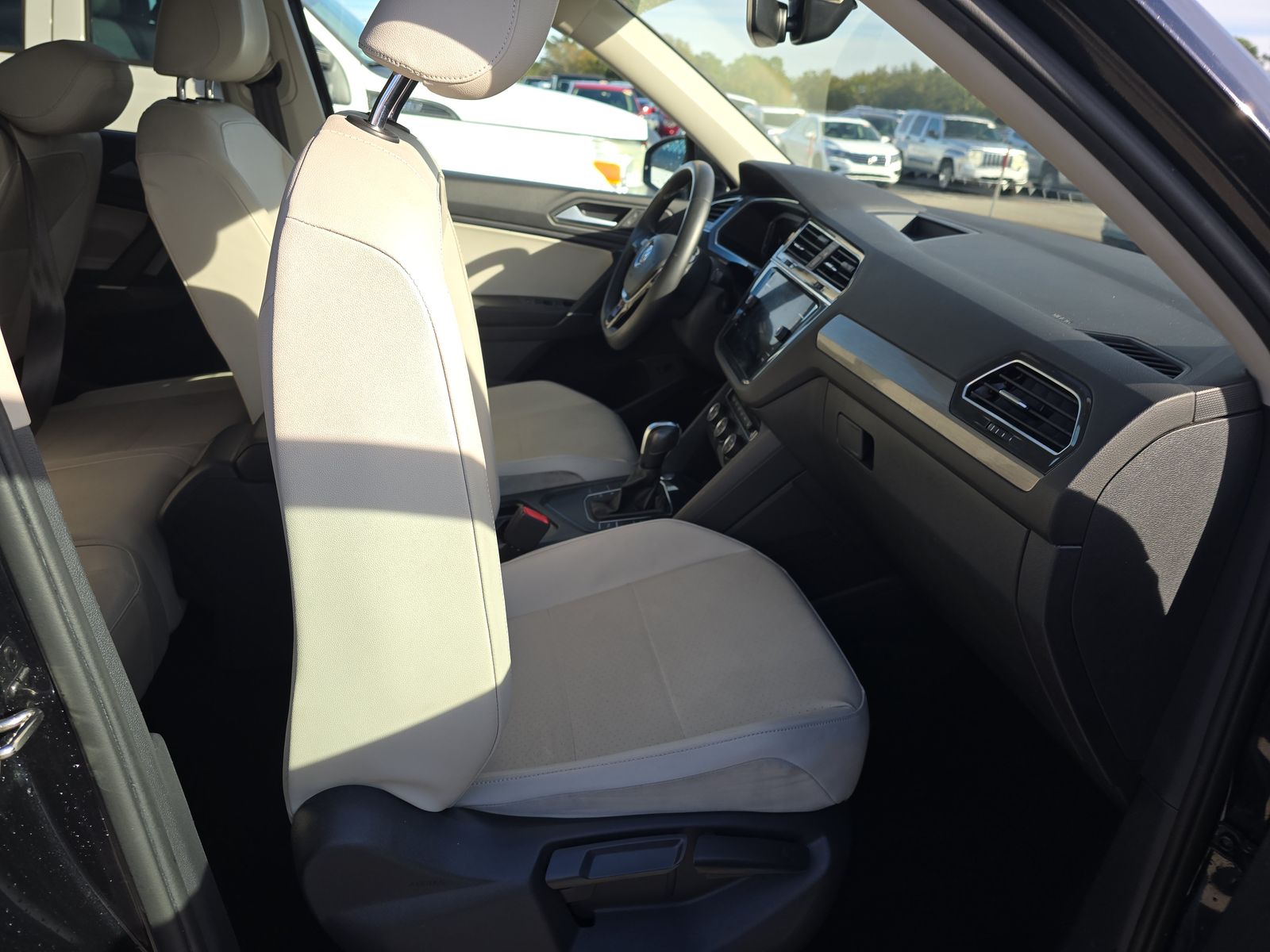 2020 Volkswagen Tiguan 2.0T SEL FWD