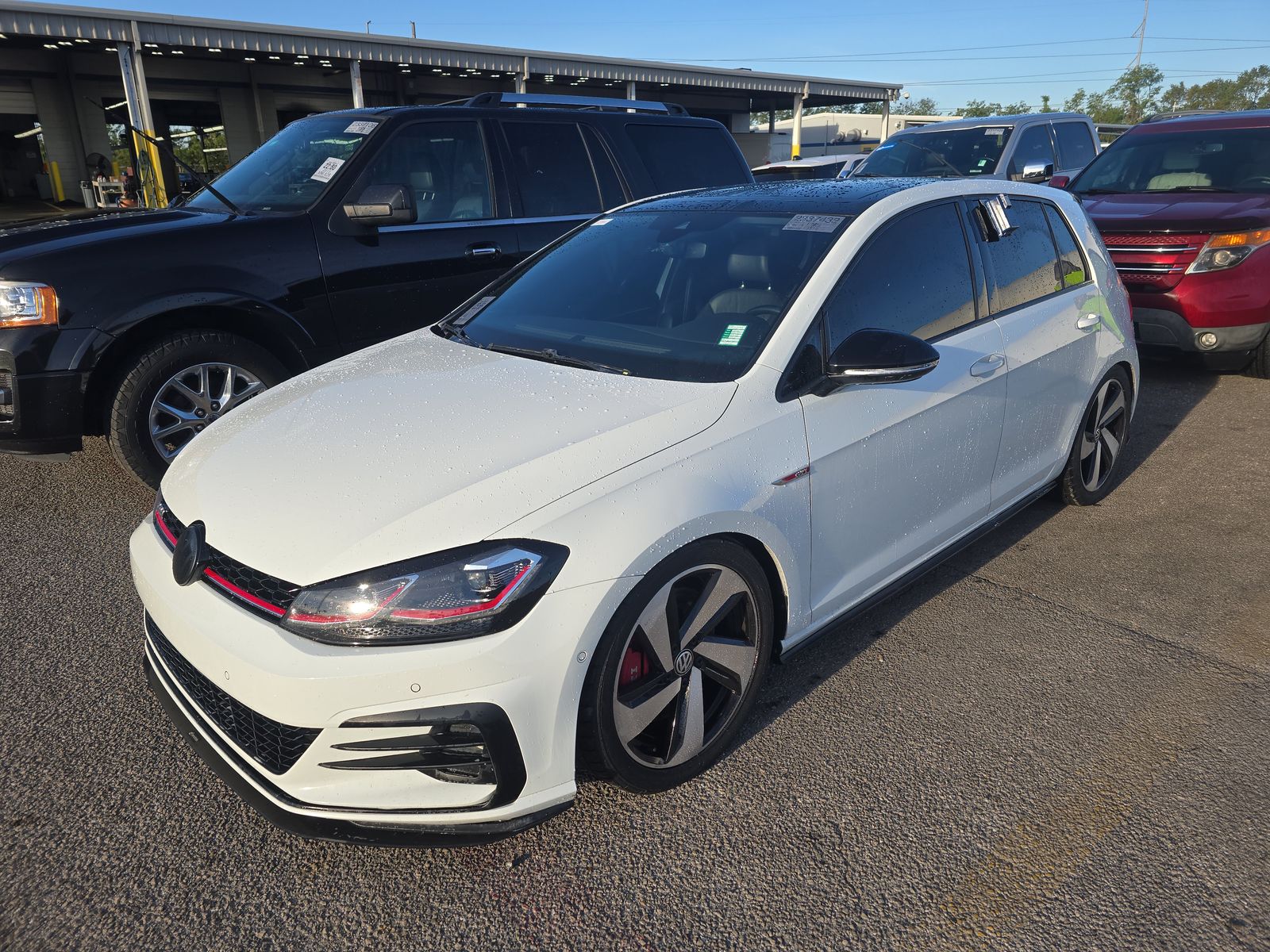 2018 Volkswagen Golf GTI 2.0T SE FWD