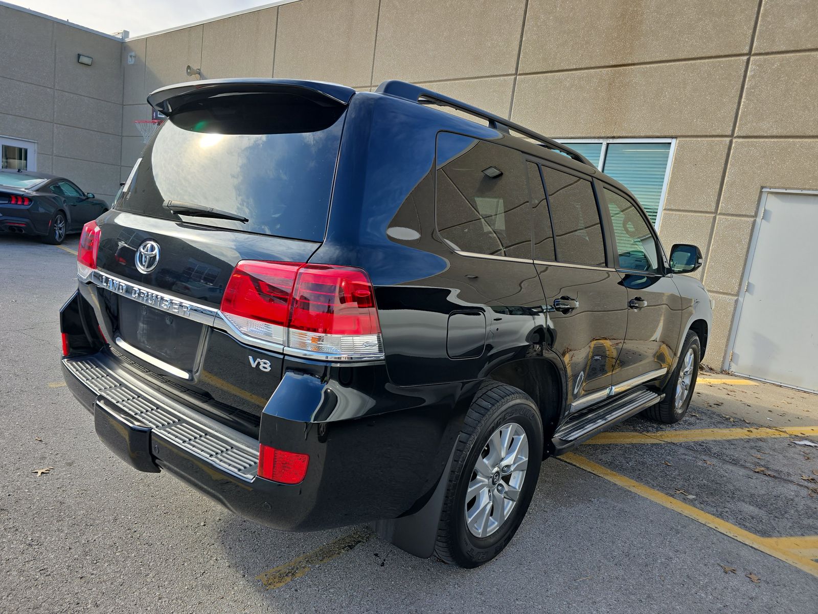 2017 Toyota Land Cruiser Base AWD