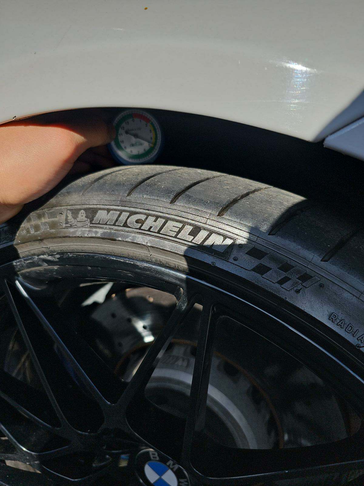 2015 BMW M4 Base RWD