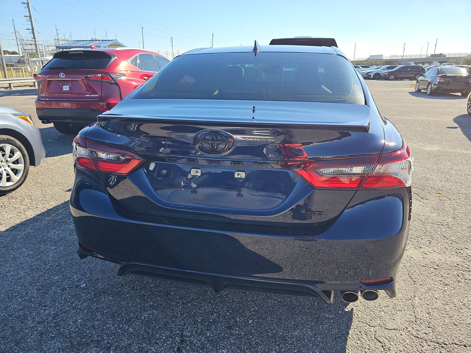 2022 Toyota Camry SE FWD