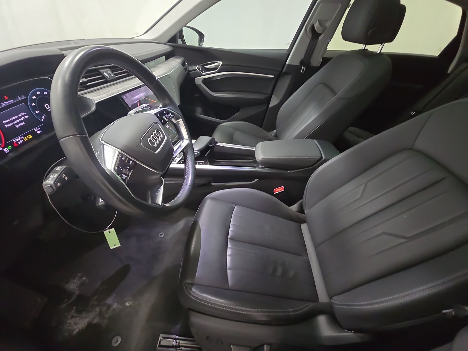 2022 Audi e-tron Premium AWD