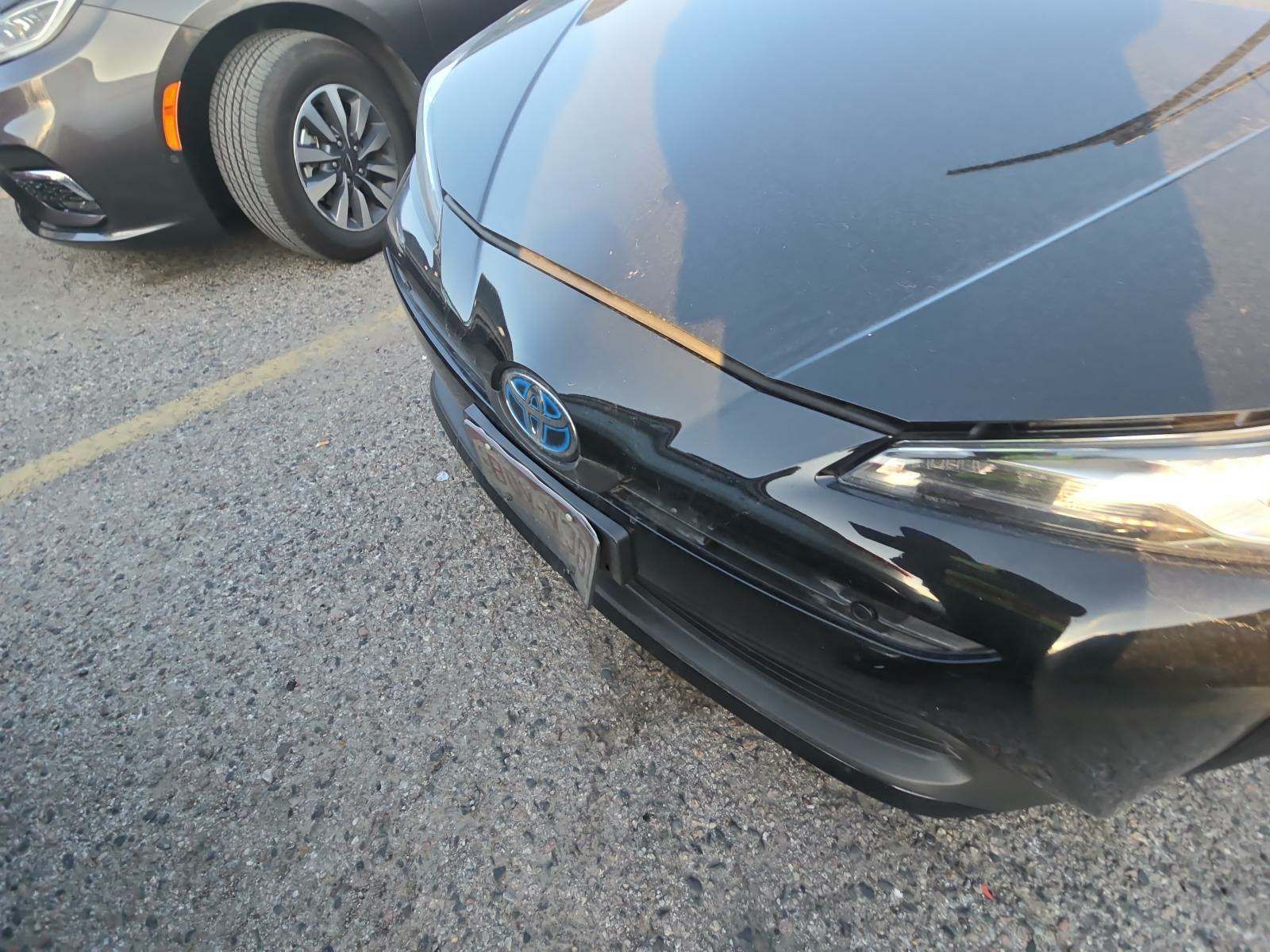 2021 Toyota Prius LE FWD