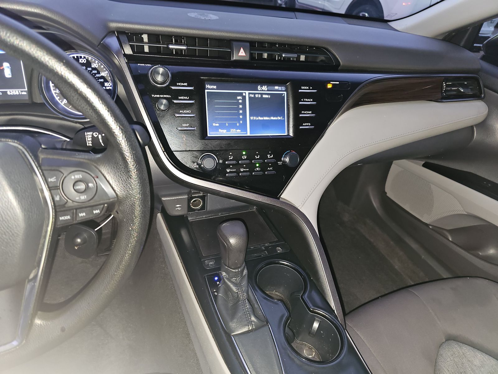 2019 Toyota Camry LE FWD