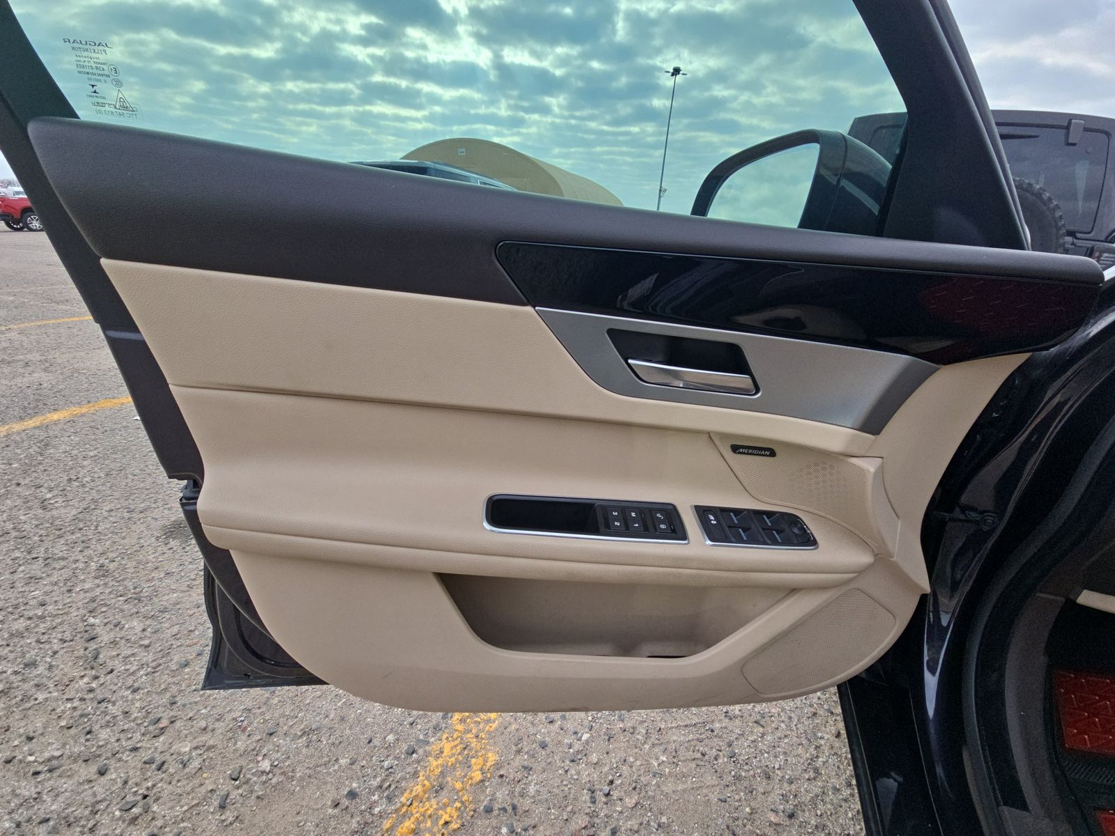 2016 Jaguar XF 35t Premium FWD