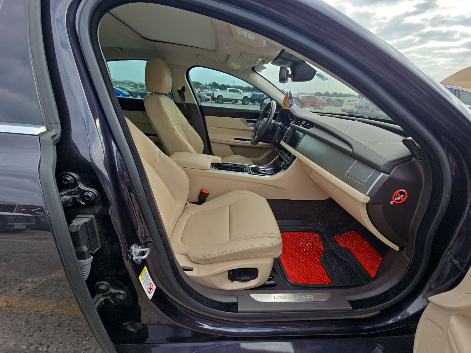 2016 Jaguar XF 35t Premium FWD