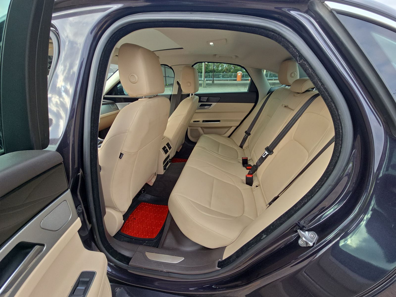 2016 Jaguar XF 35t Premium FWD