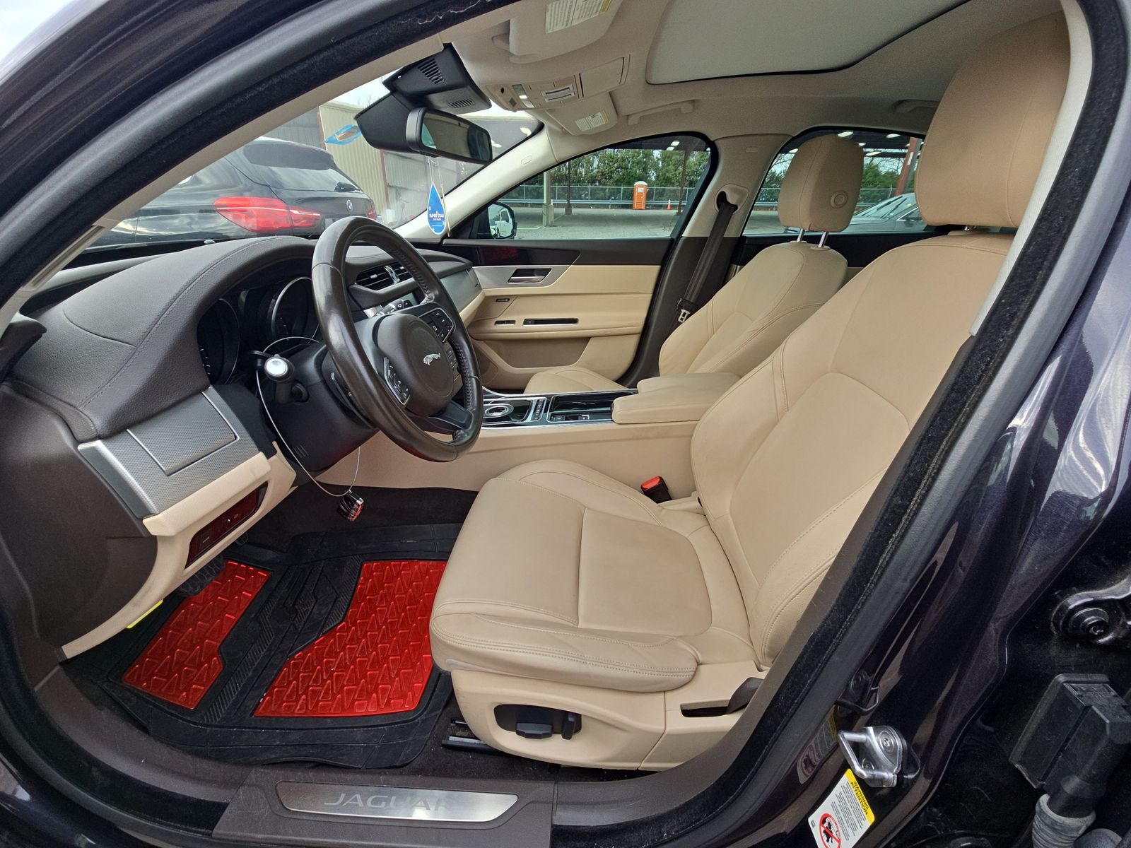 2016 Jaguar XF 35t Premium FWD