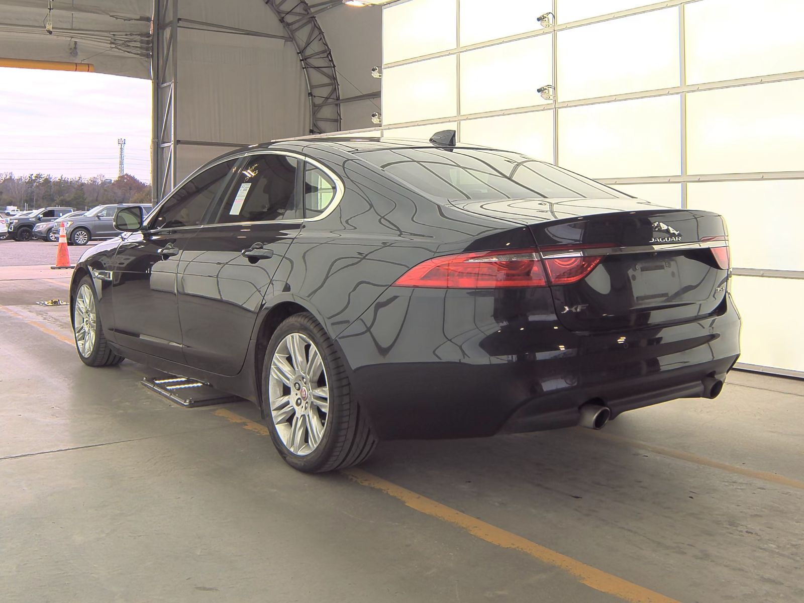 2016 Jaguar XF 35t Premium FWD