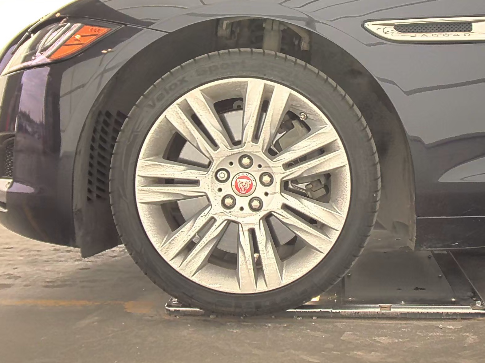 2016 Jaguar XF 35t Premium FWD