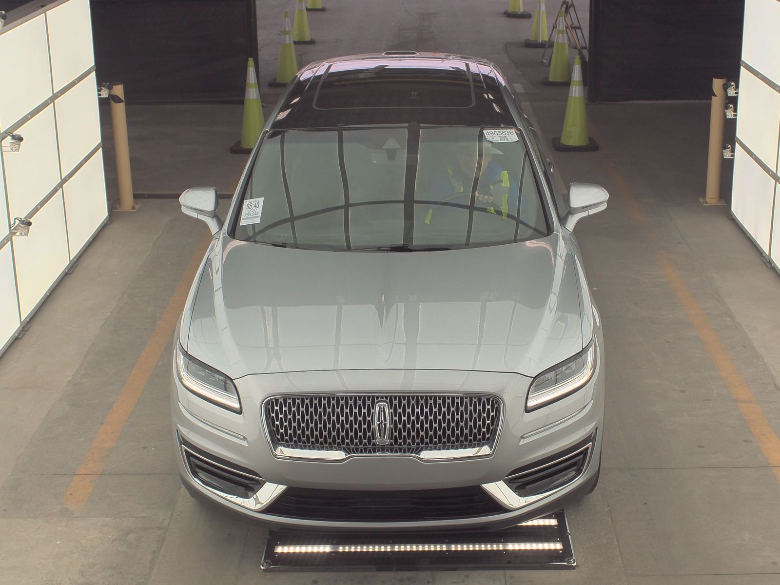 2020 Lincoln Nautilus Reserve FWD