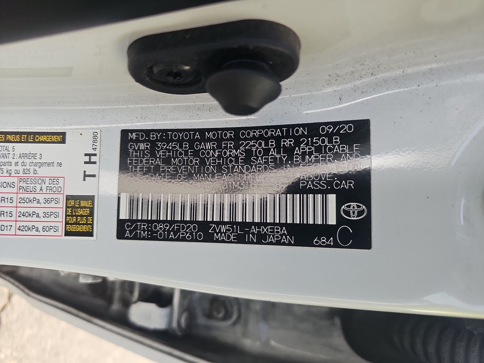 2021 Toyota Prius LE FWD