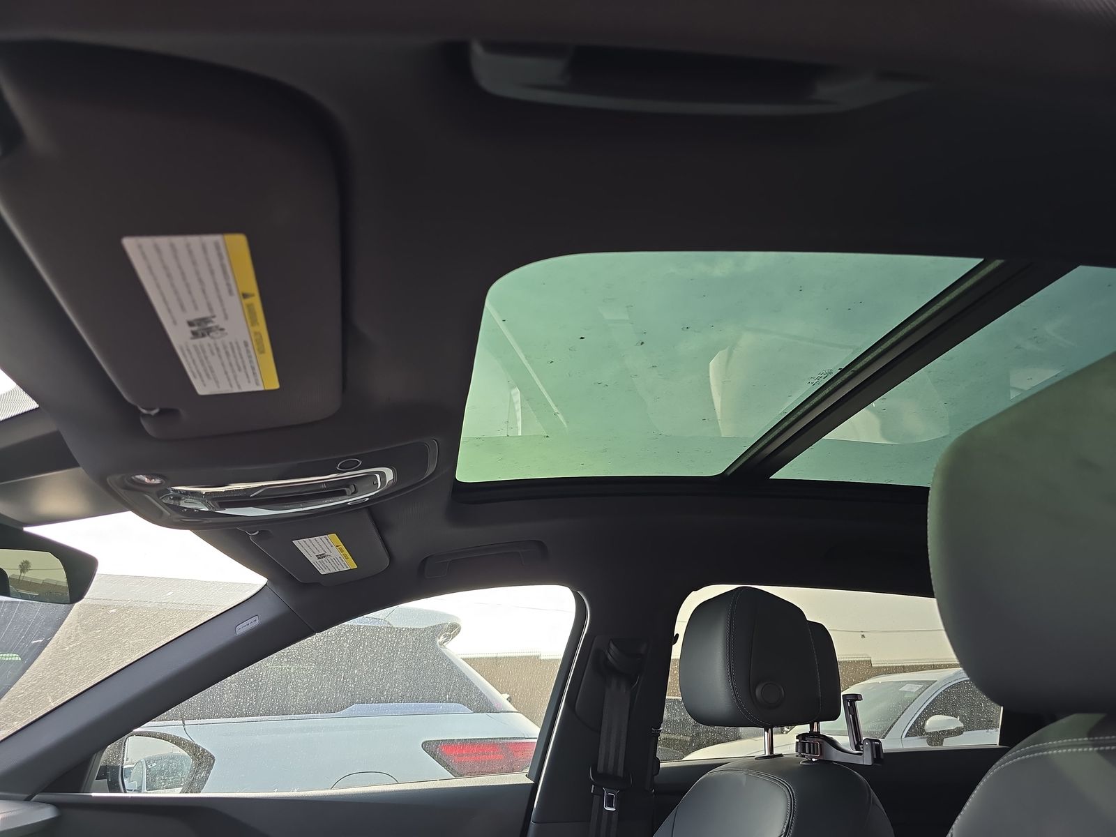 2022 Audi e-tron Premium AWD