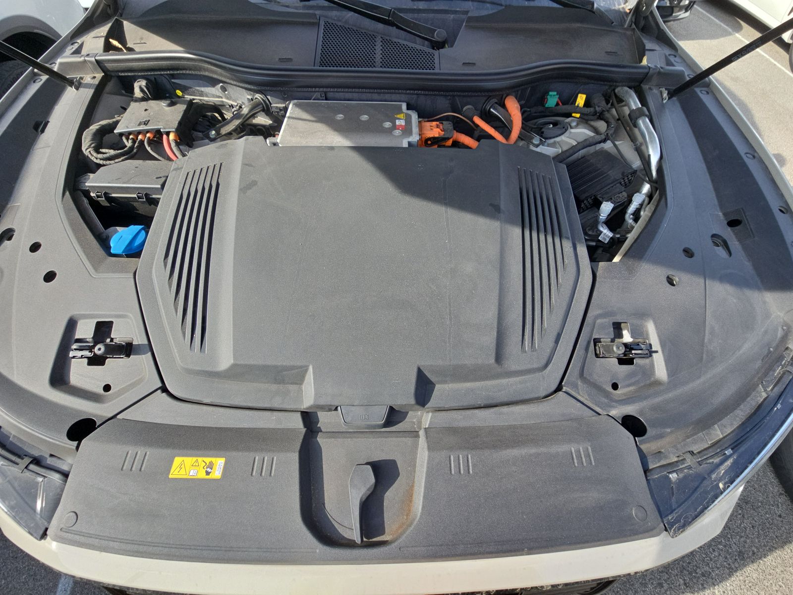 2022 Audi e-tron Premium AWD