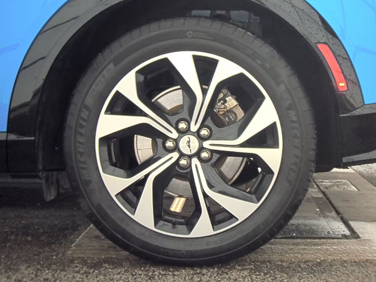 2023 Ford Mustang Mach-E Premium AWD