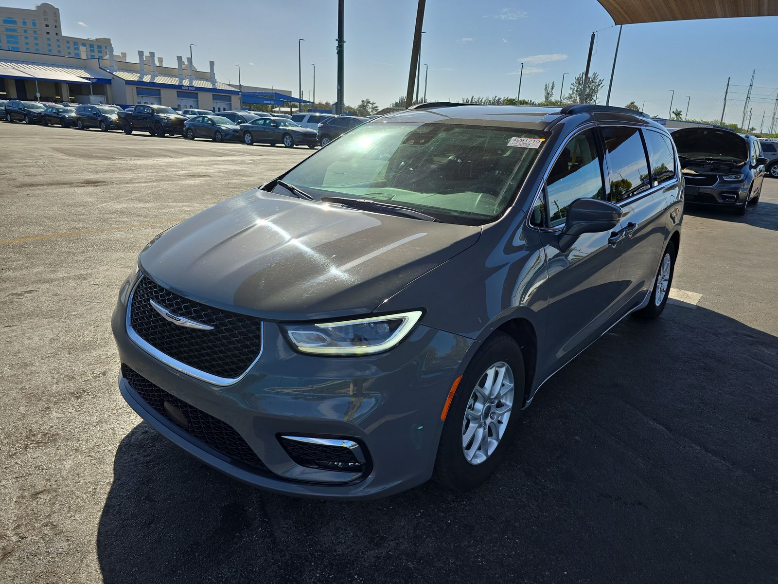 2022 Chrysler Pacifica Touring L FWD