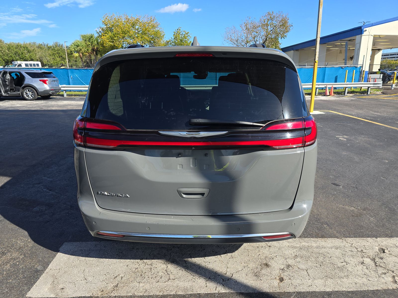 2022 Chrysler Pacifica Touring L FWD