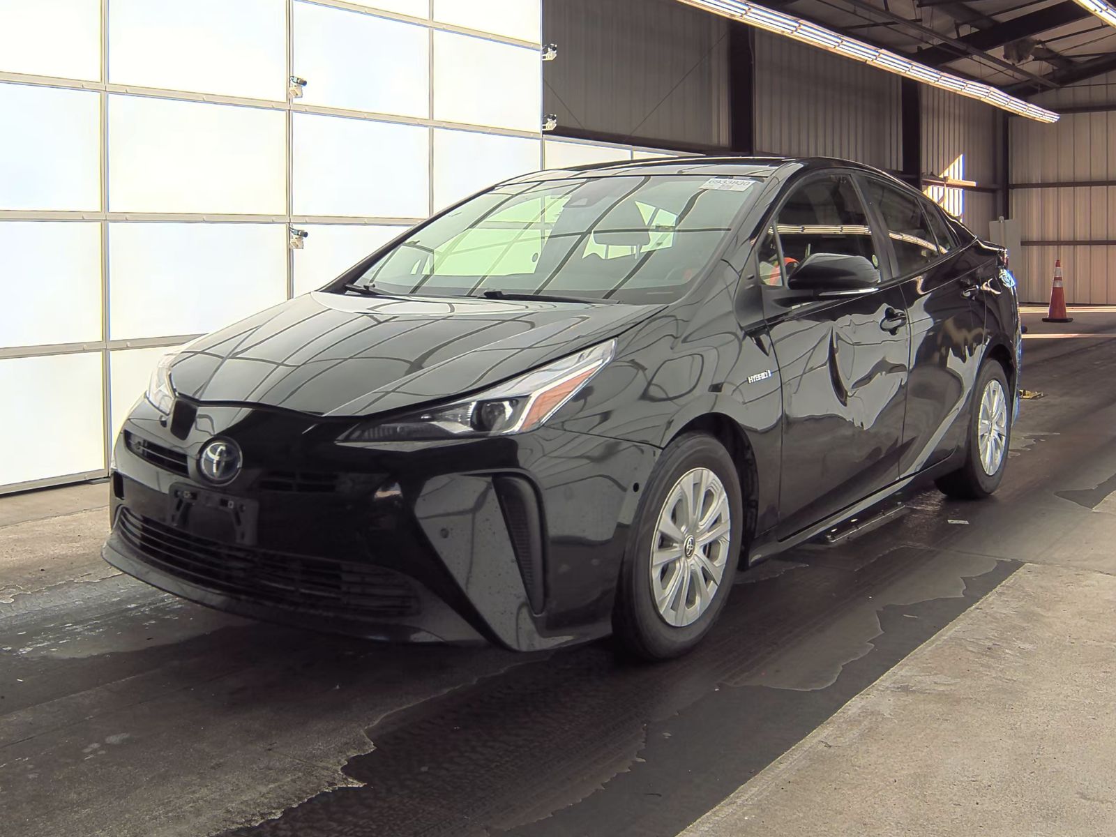 2021 Toyota Prius LE FWD