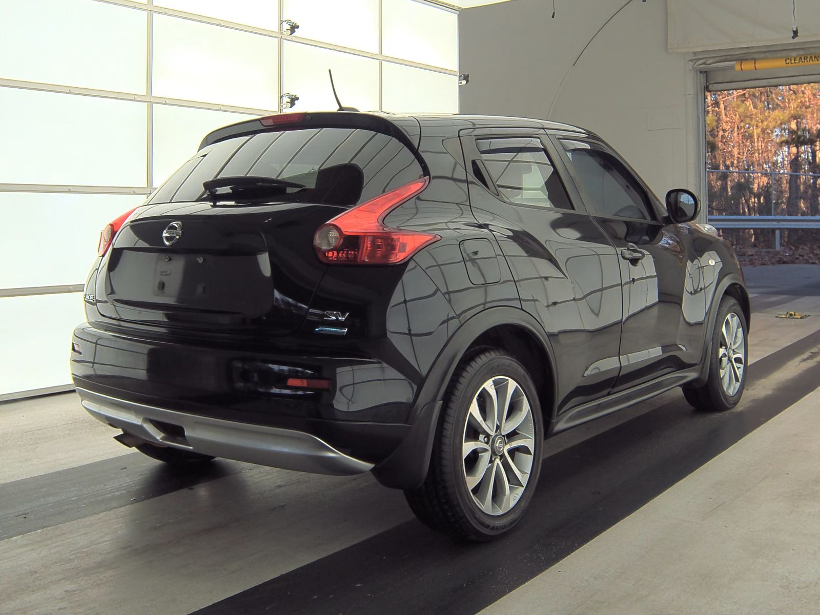 2012 Nissan JUKE SV FWD