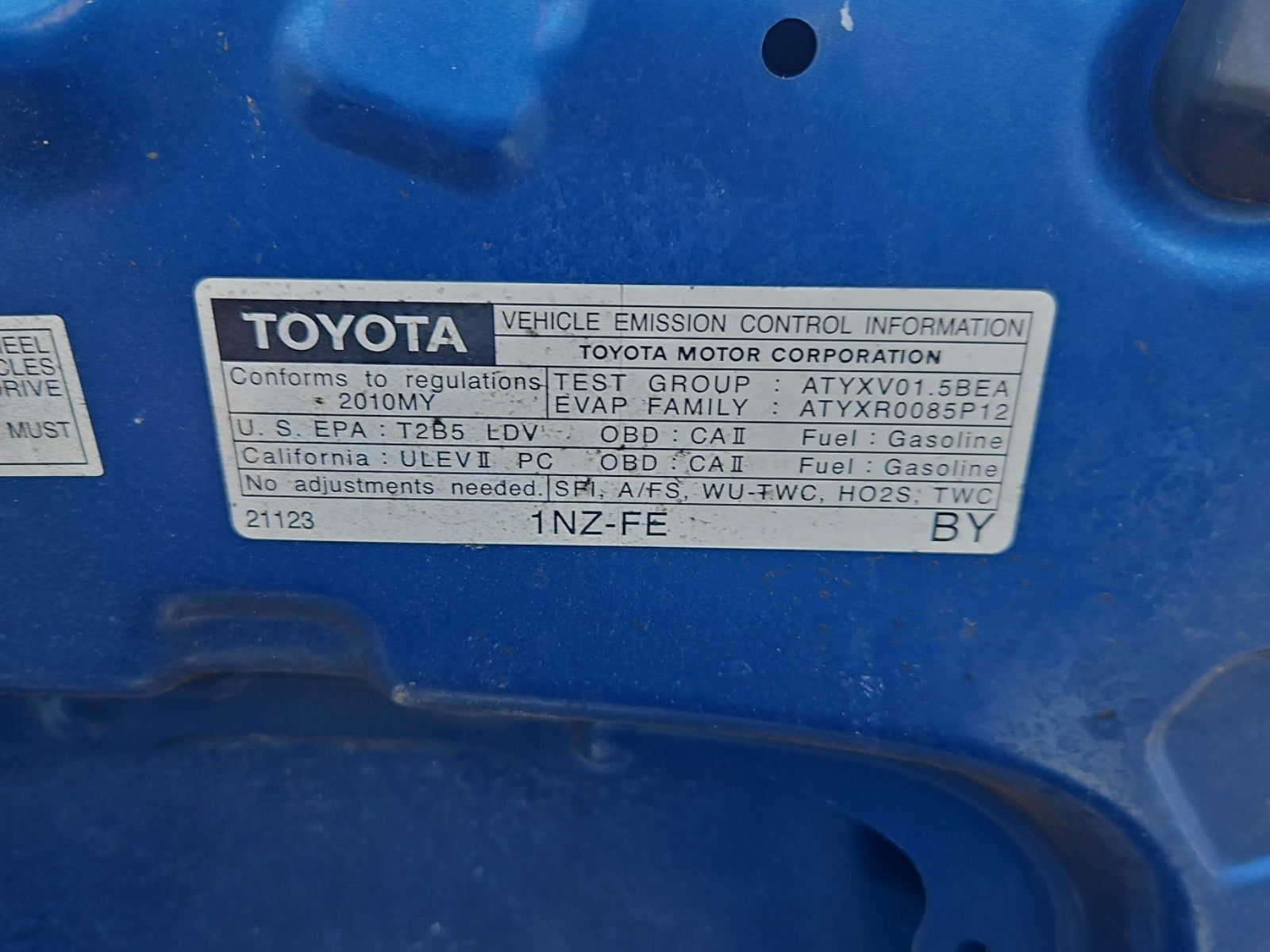 2010 Toyota Yaris Base FWD