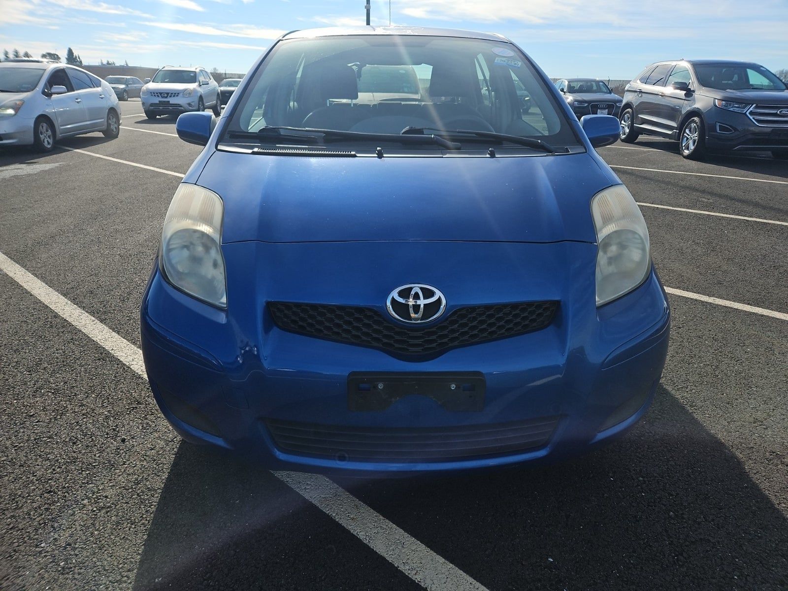 2010 Toyota Yaris Base FWD