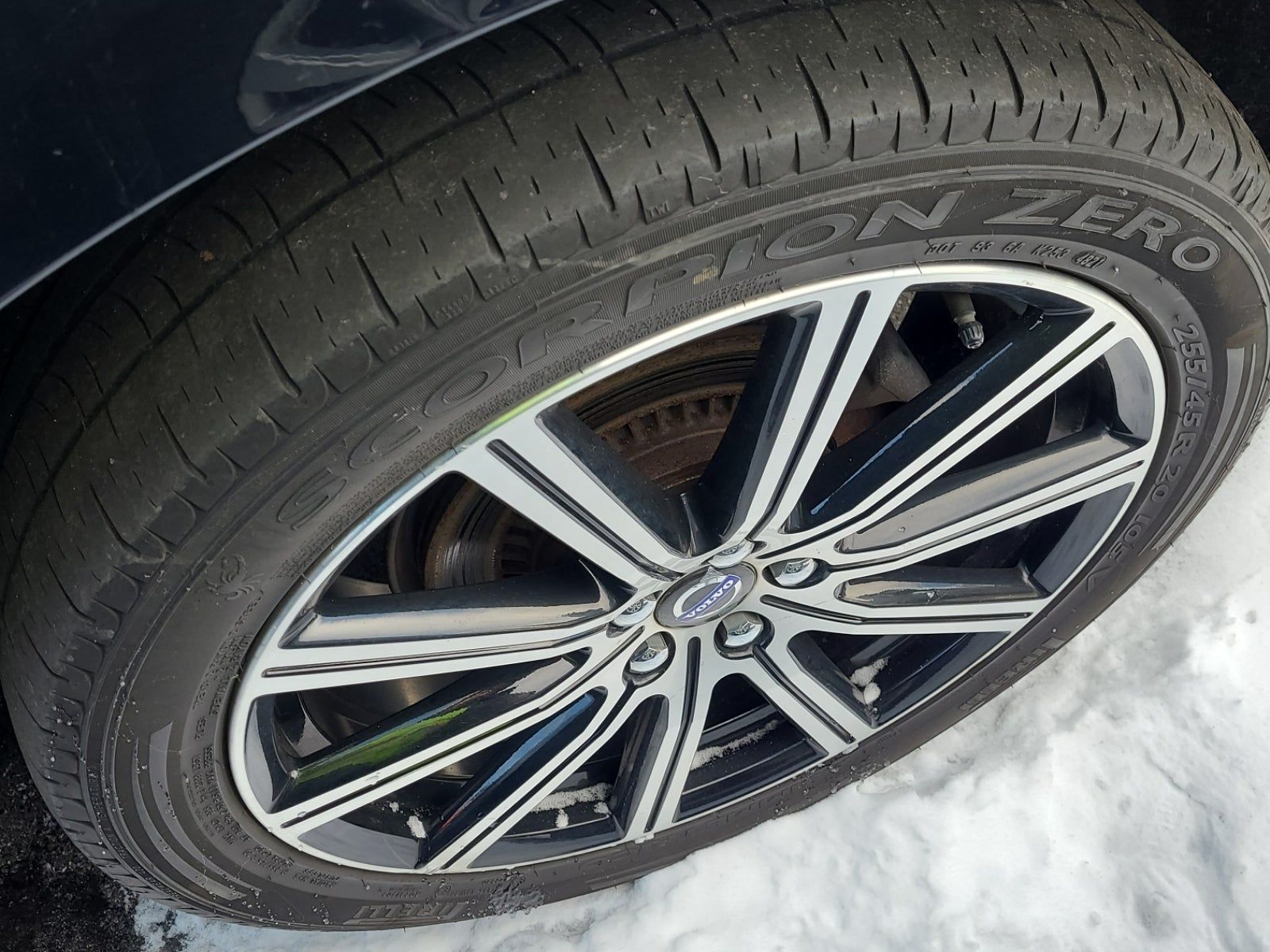 2017 Volvo XC60 T6 Inscription AWD