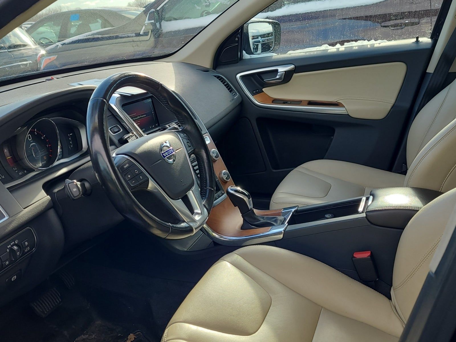2017 Volvo XC60 T6 Inscription AWD