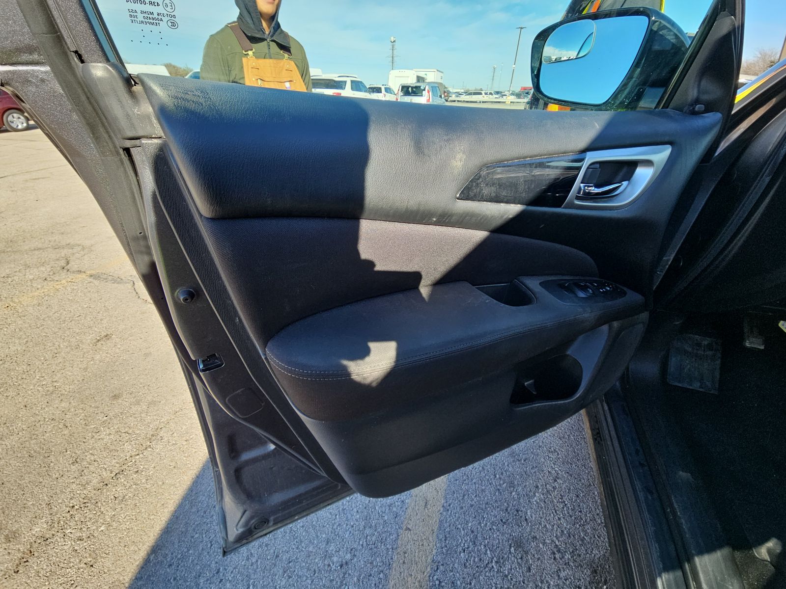 2017 Nissan Pathfinder SV AWD