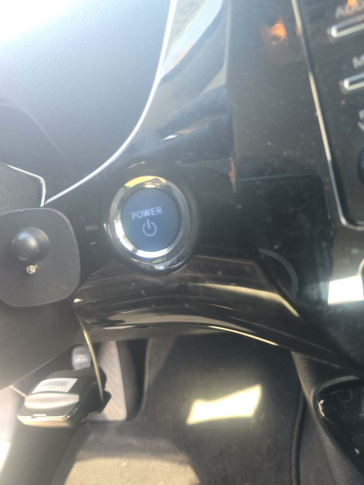 2021 Toyota Prius LE FWD