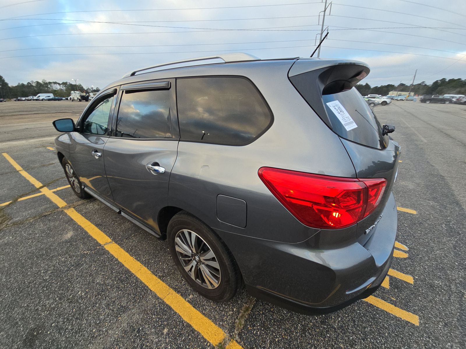 2017 Nissan Pathfinder S FWD