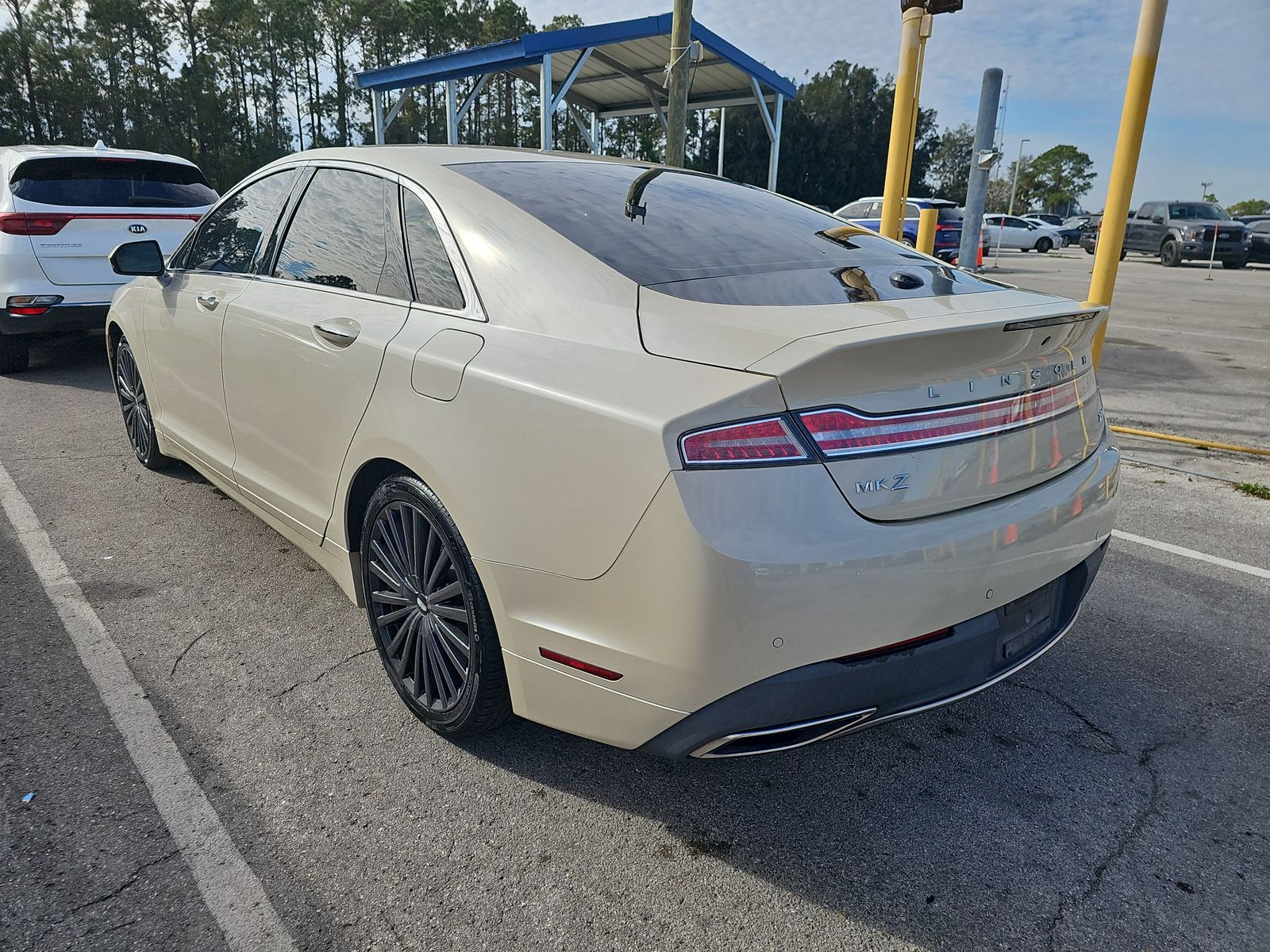 2018 Lincoln MKZ Hybrid Reserve FWD