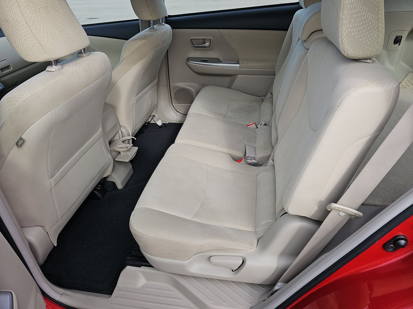 2012 Toyota Prius v Two FWD
