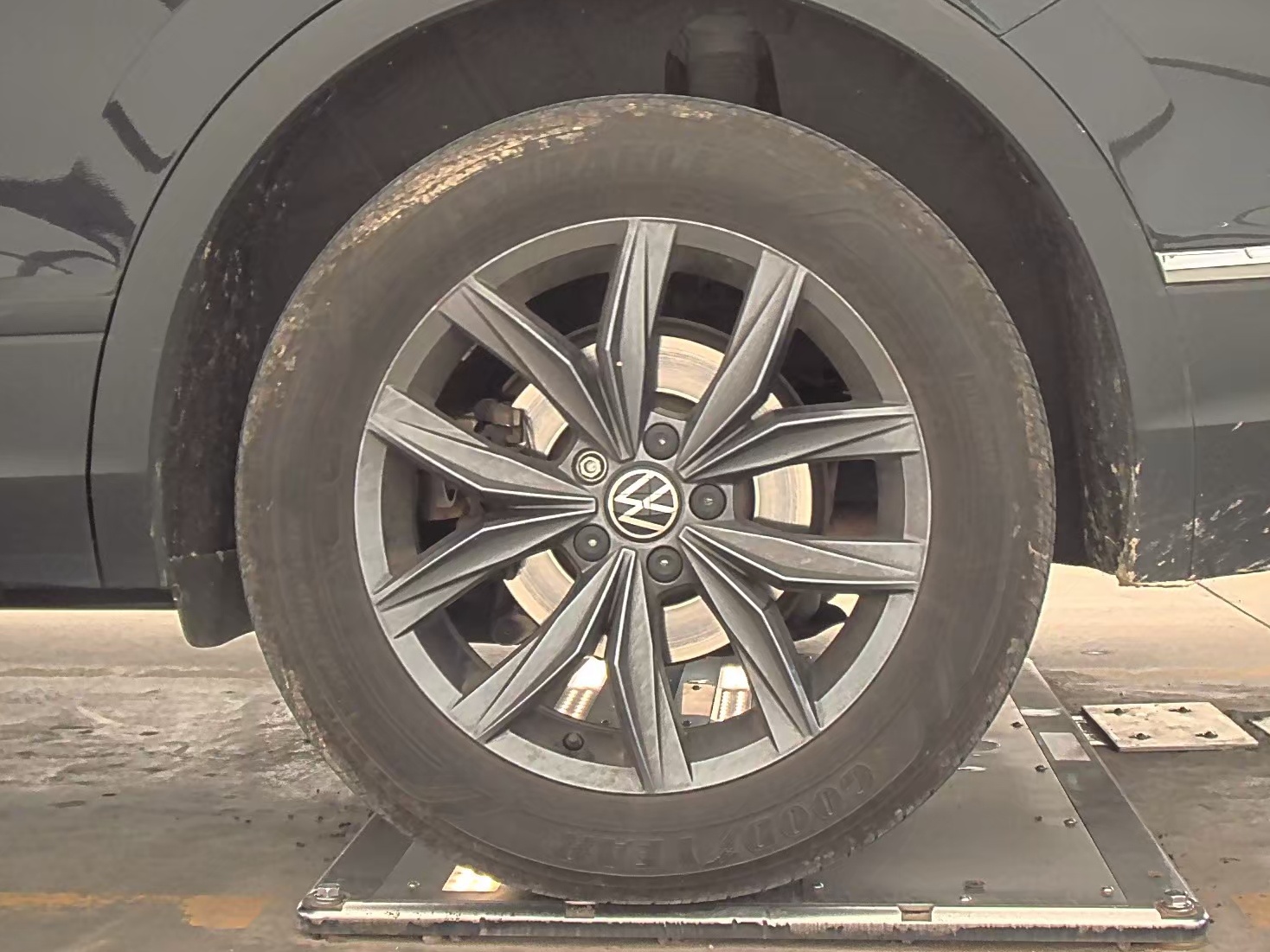 2022 Volkswagen Tiguan 2.0T SE AWD