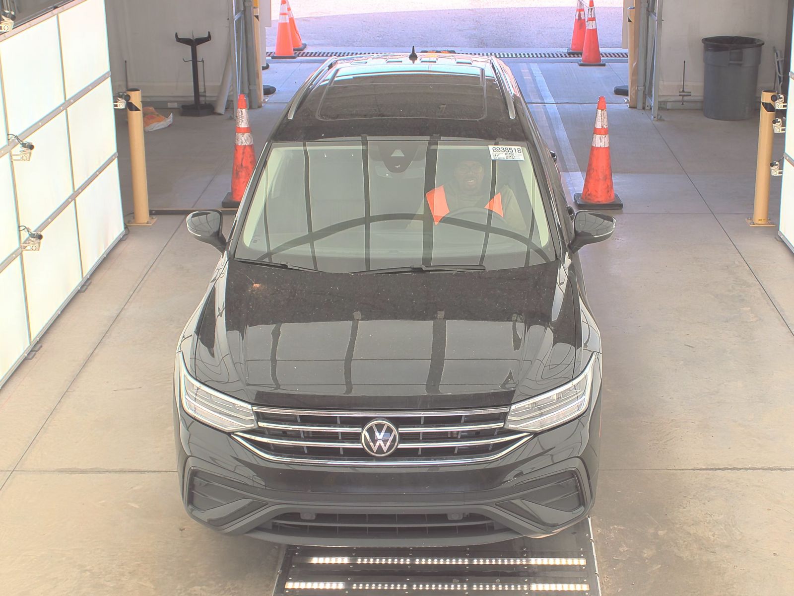 2022 Volkswagen Tiguan 2.0T SE AWD