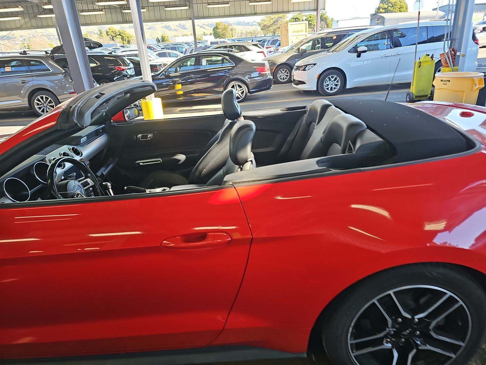 2022 Ford Mustang EcoBoost Premium RWD