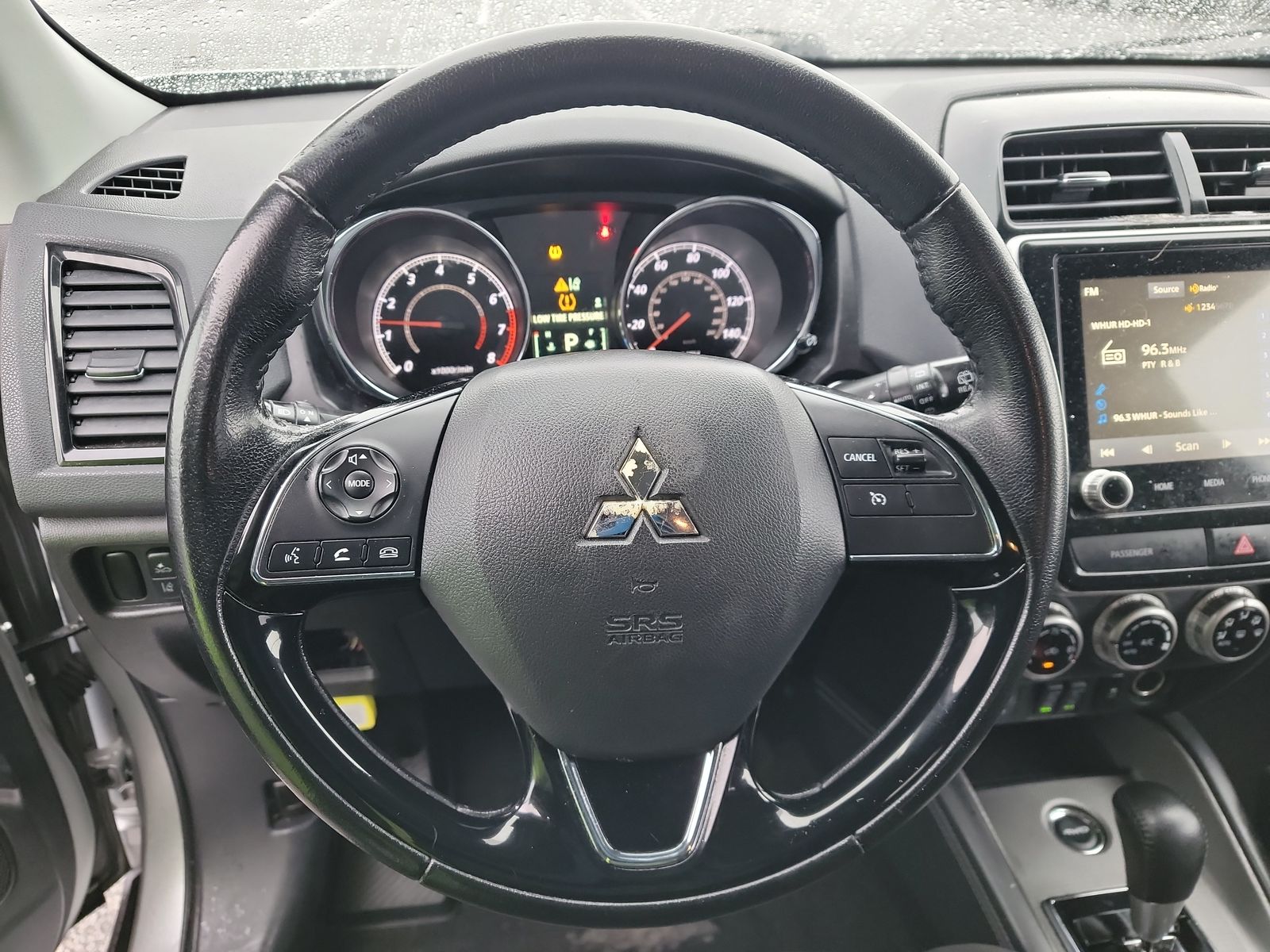 Mitsubishi Outlander Sport 2.0 SE снимка Mitsubishi Outlander Sport 2.0 SE