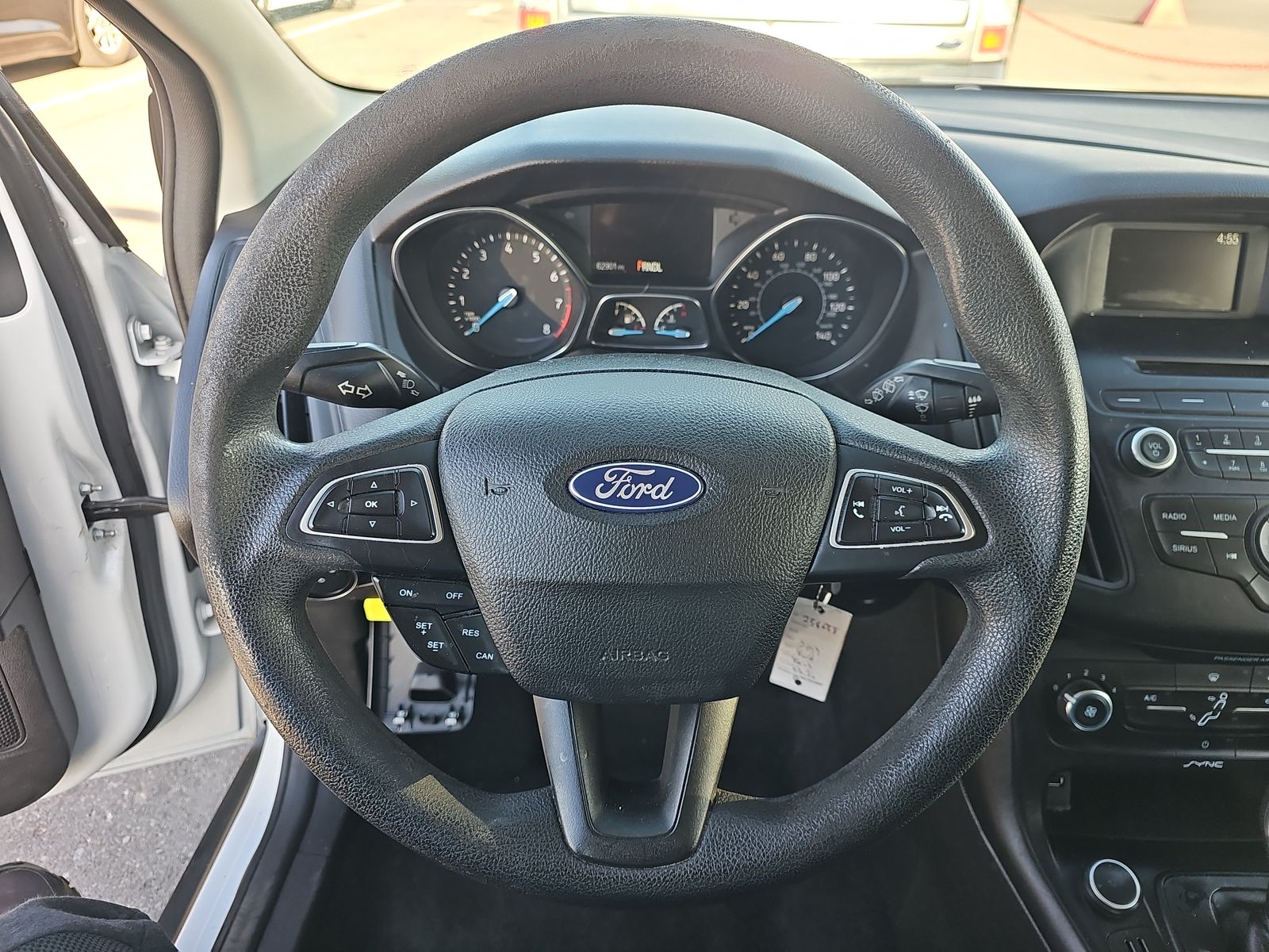 2017 Ford Focus SE FWD