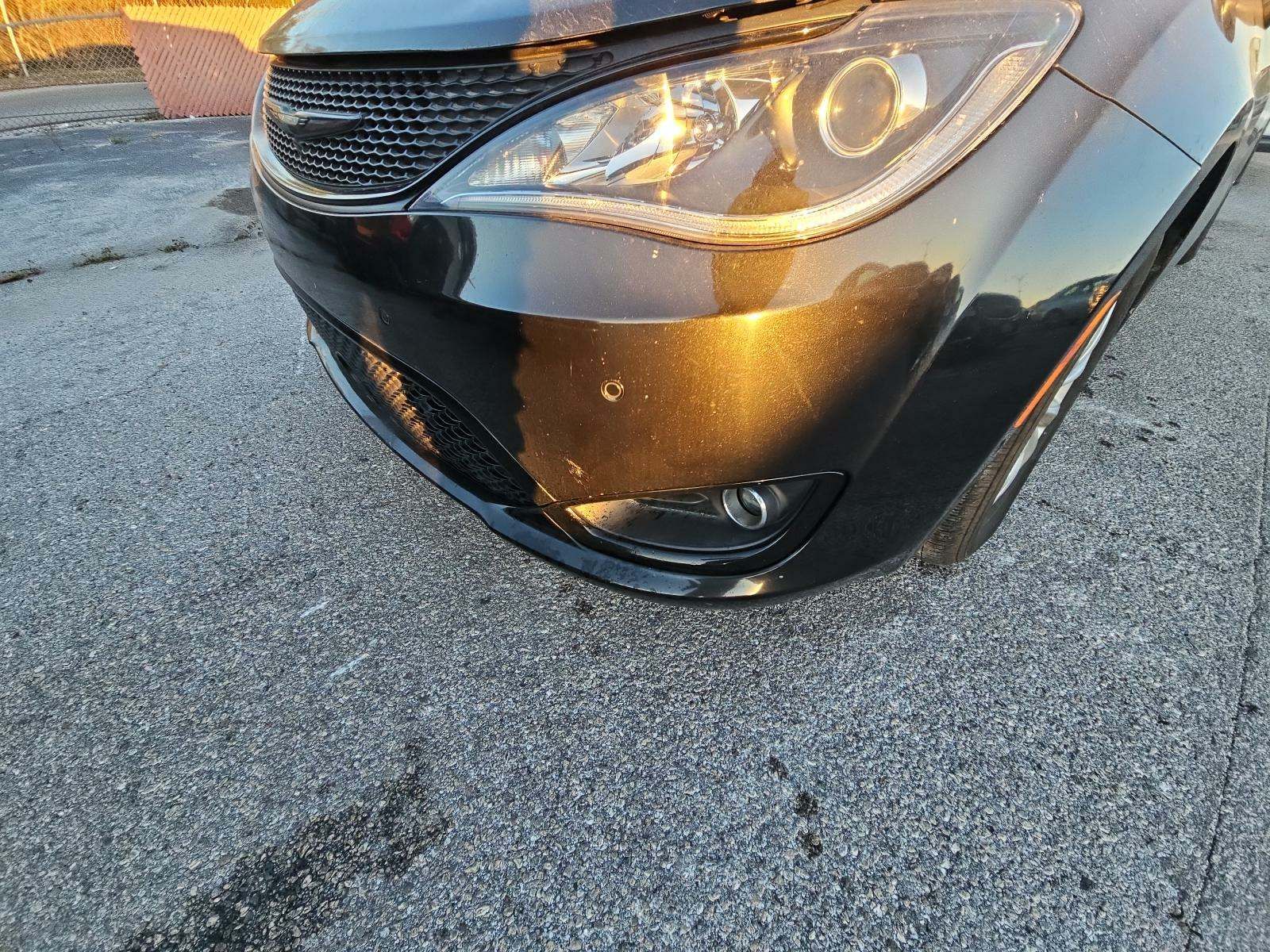 2019 Chrysler Pacifica Limited FWD