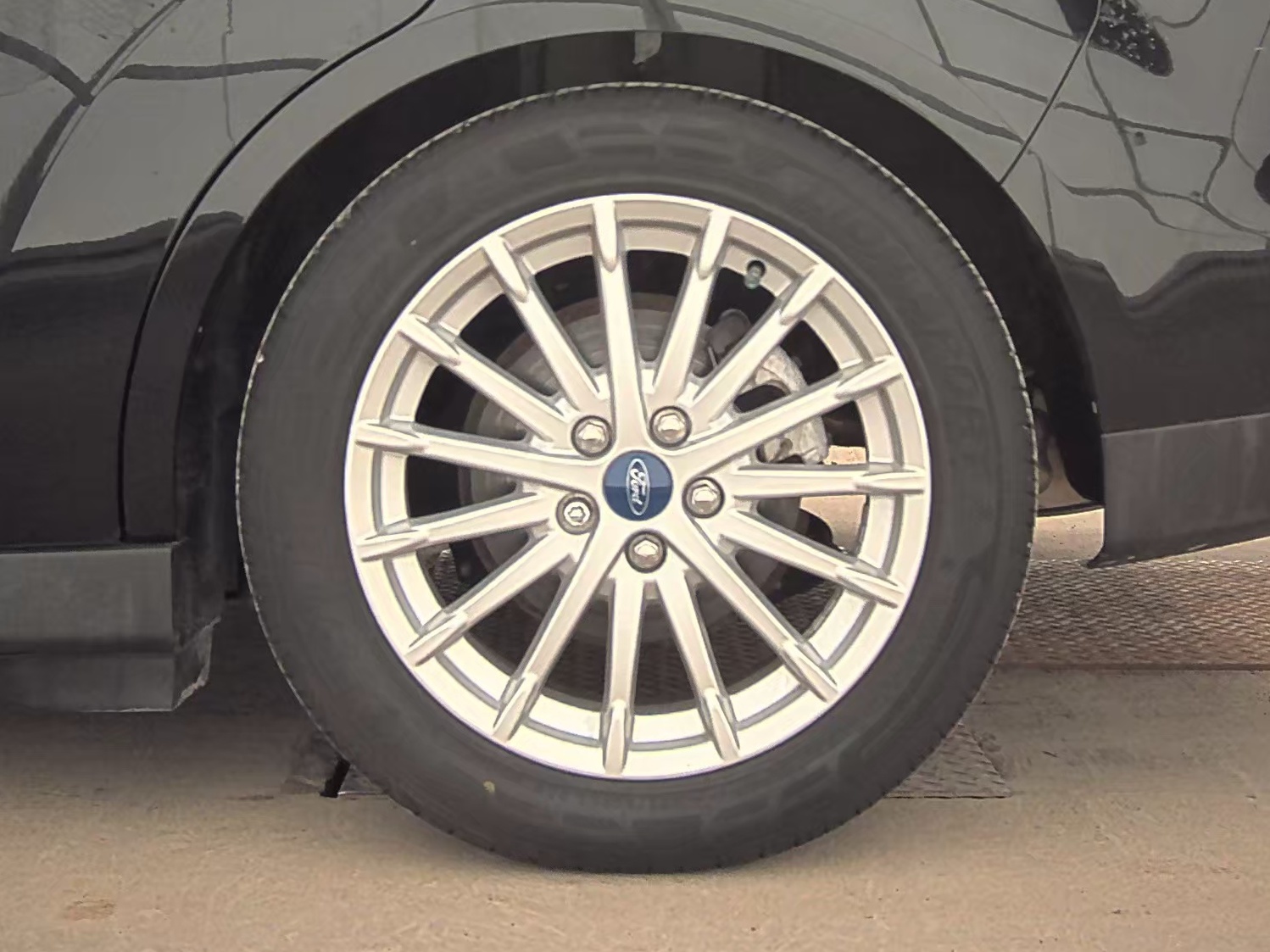 2015 Ford C-MAX Hybrid SE FWD