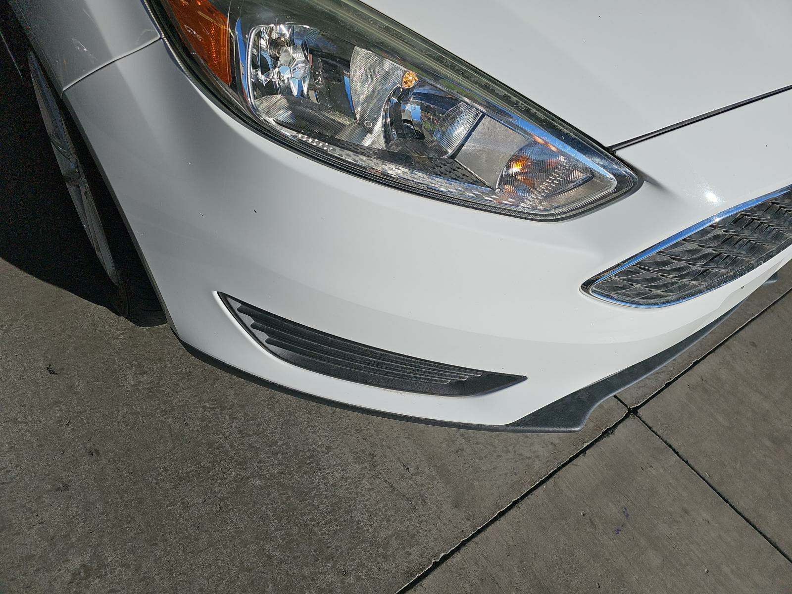 2017 Ford Focus SE FWD